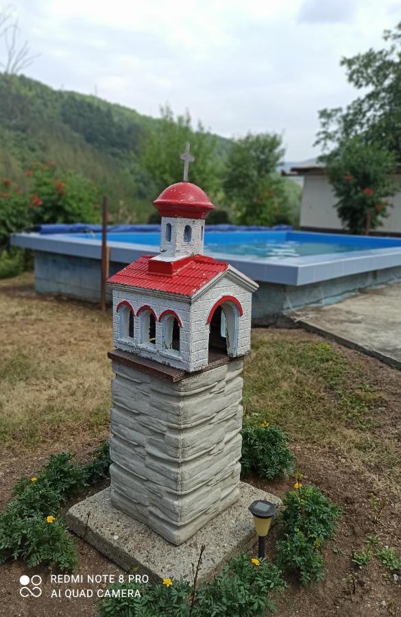 Guest House Vila Aleksa Bogutovac Екстер'єр фото